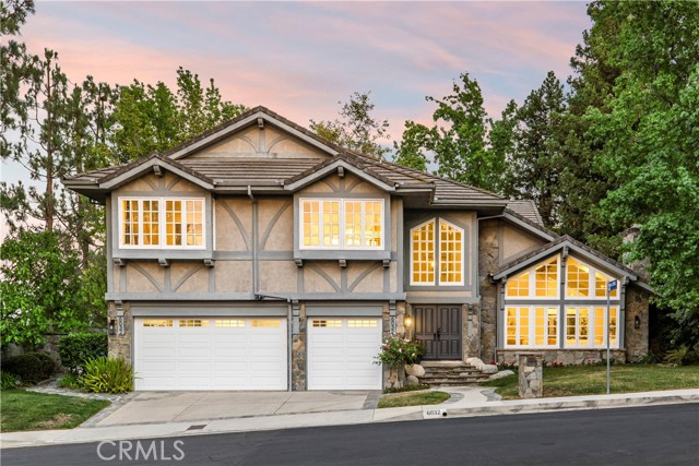 6032 County Oak Road, Woodland Hills CA: https://media.crmls.org/medias/0b866db7-e3d2-4532-b196-2061d92600e1.jpg