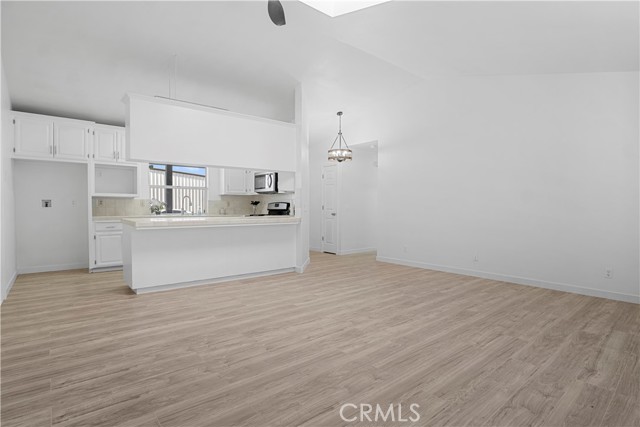 Detail Gallery Image 7 of 28 For 298 E Valley St, Coalinga,  CA 93210 - 3 Beds | 2 Baths