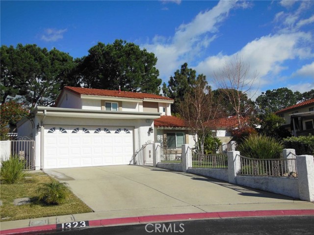 1323 Bark Circle, Upland, CA 91786