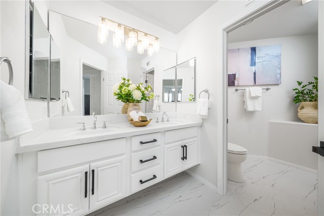 11 High Bluff, Laguna Niguel CA: https://media.crmls.org/medias/0b86ba0a-275c-4093-8d1d-37edb9243543.jpg