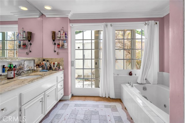 12 Pony Lane, Rolling Hills Estates, California 90274, 3 Bedrooms Bedrooms, ,2 BathroomsBathrooms,Residential,Sold,Pony,SB21215707