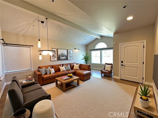 Detail Gallery Image 2 of 11 For 13481 Dana Ct, Fontana,  CA 92336 - 3 Beds | 2 Baths