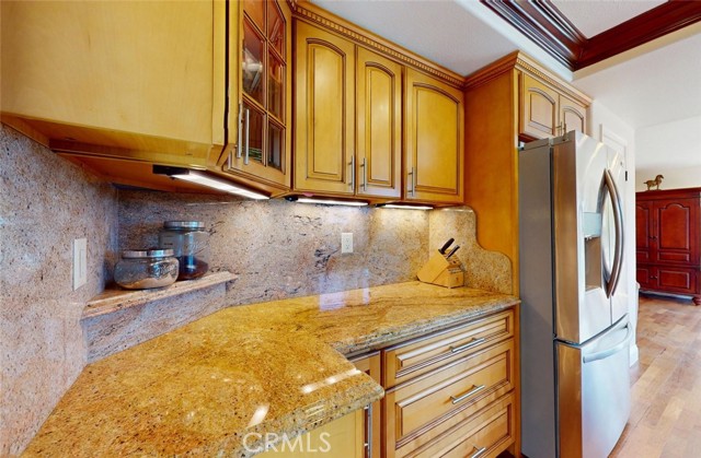 Detail Gallery Image 16 of 71 For 8492 Spring Cir, Huntington Beach,  CA 92646 - 4 Beds | 2/1 Baths