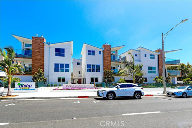 Detail Gallery Image 1 of 25 For 3920 E Coast Highway, Corona Del Mar,  CA 92625 - 3 Beds | 2/1 Baths