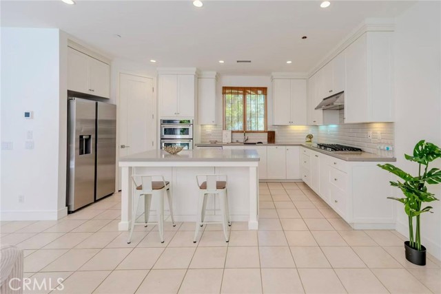 Detail Gallery Image 6 of 13 For 141 Dolci, Irvine,  CA 92602 - 4 Beds | 3 Baths