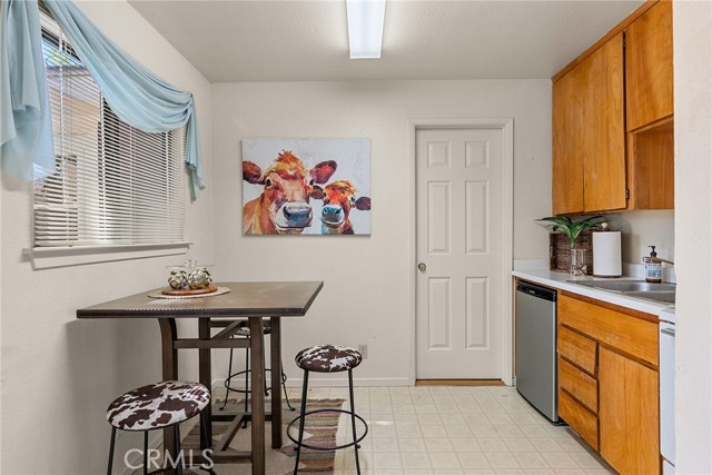 Detail Gallery Image 18 of 28 For 1539 W 5th St, Chico,  CA 95928 - 2 Beds | 2 Baths