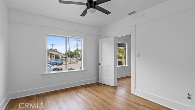 4095 Albatross Street, San Diego CA: https://media.crmls.org/medias/0b8974a1-0ee8-4cf9-8cc8-9f2bd9f3c953.jpg