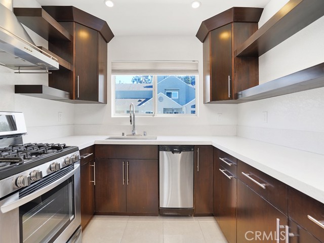 0b899354 34e2 484b 9c0b 3067c845b6a1