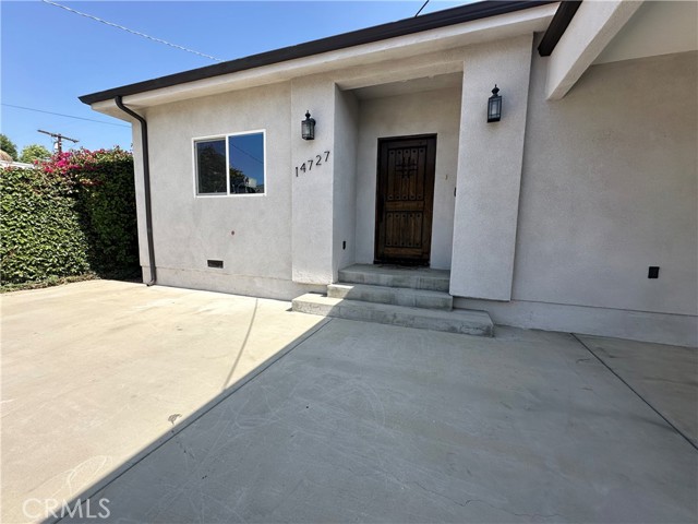 Detail Gallery Image 2 of 17 For 14727 Albers St, Sherman Oaks,  CA 91411 - 3 Beds | 2 Baths