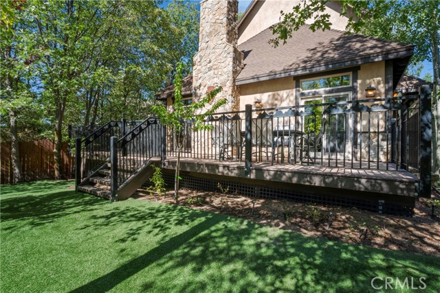 Detail Gallery Image 6 of 38 For 1034 Teakwood, Lake Arrowhead,  CA 92352 - 4 Beds | 3 Baths