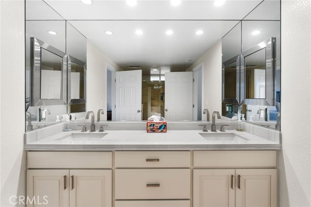 Detail Gallery Image 52 of 75 For 37731 via Baya, Murrieta,  CA 92562 - 7 Beds | 7/2 Baths