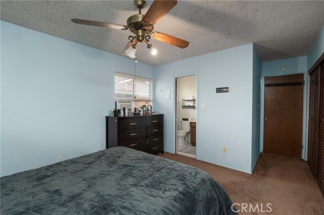 8841 California, Riverside CA: https://media.crmls.org/medias/0b8a38c8-2031-4f64-9c58-ab736b7a94f8.jpg