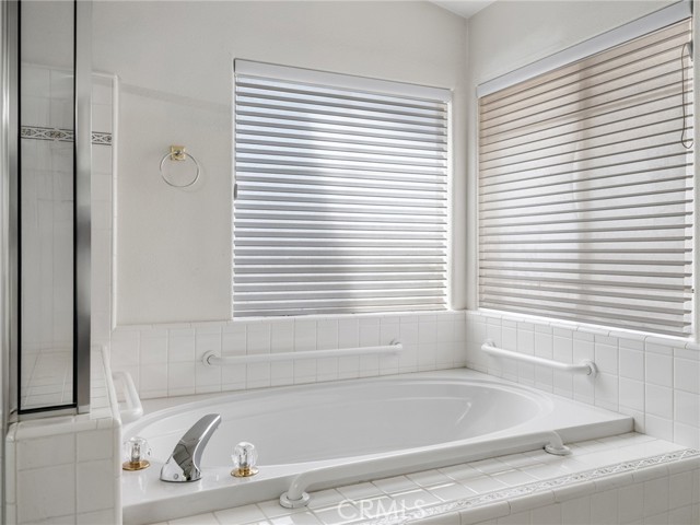 Detail Gallery Image 29 of 57 For 16992 Joshua, Apple Valley,  CA 92307 - 5 Beds | 4 Baths