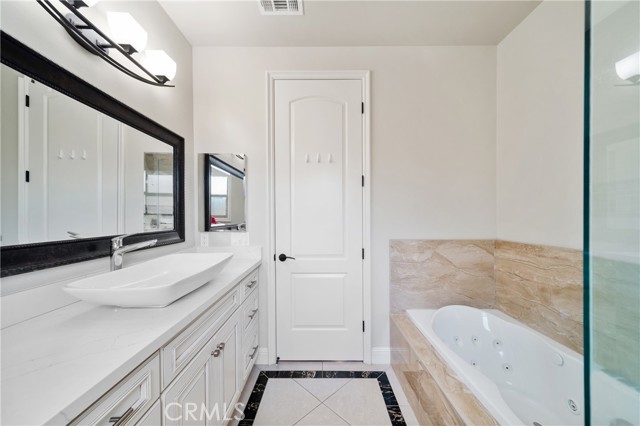 130 Alta Street, Arcadia CA: https://media.crmls.org/medias/0b8bf400-cf7e-4c99-abf7-608c06e2c616.jpg