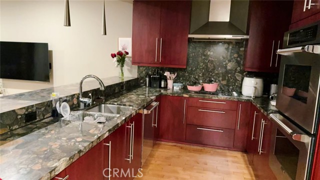 Detail Gallery Image 5 of 32 For 1218 Olancha Dr, Los Angeles,  CA 90065 - 3 Beds | 2/1 Baths