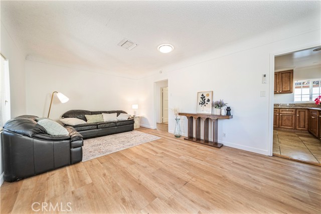 Detail Gallery Image 5 of 33 For 10351 Mildred St, El Monte,  CA 91733 - 3 Beds | 2 Baths