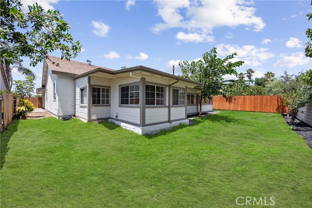 9185 Jadeite Avenue, Rancho Cucamonga CA: https://media.crmls.org/medias/0b8e2b1d-db75-4599-8d66-7a9b411ff6e6.jpg