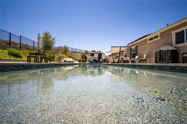 27834 Via Santa Catarina, Menifee CA: https://media.crmls.org/medias/0b907607-6f79-477b-b1d5-6e1044f3d198.jpg