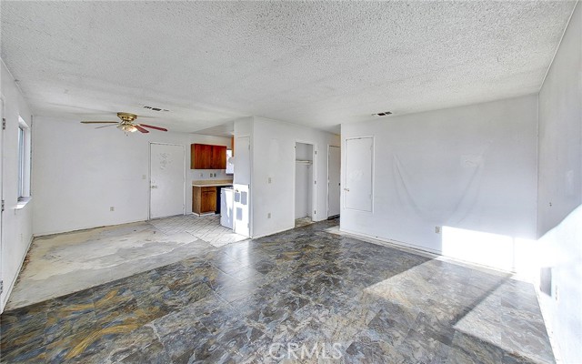 Detail Gallery Image 9 of 19 For 3419 Gregory Dr, Mojave,  CA 93501 - 3 Beds | 1 Baths