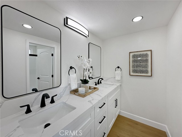 26862 Salazar Drive, Mission Viejo CA: https://media.crmls.org/medias/0b909662-4e25-45ef-822e-fe7be83b0e86.jpg