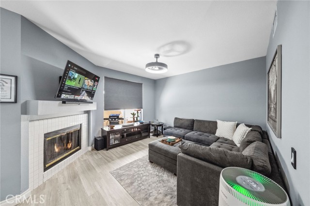 3190 Altura Court, Corona CA: https://media.crmls.org/medias/0b90a679-21c0-42fe-ad40-66962dbbcbec.jpg