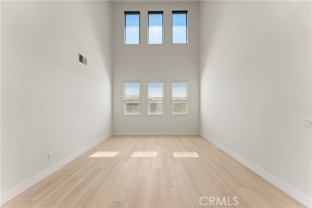 Detail Gallery Image 33 of 41 For 16395 Ridge Field, Riverside,  CA 92503 - 5 Beds | 4 Baths