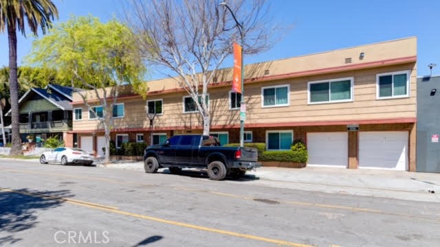 Detail Gallery Image 3 of 15 For 819 E 4th St #4,  Long Beach,  CA 90802 - 1 Beds | 1 Baths