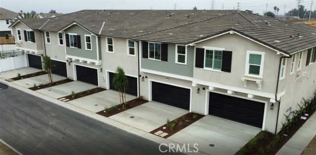 4252 S Sage Paseo, Ontario CA: https://media.crmls.org/medias/0b92c8b3-c8bc-4a4f-8835-6d54e2fb3c3f.jpg