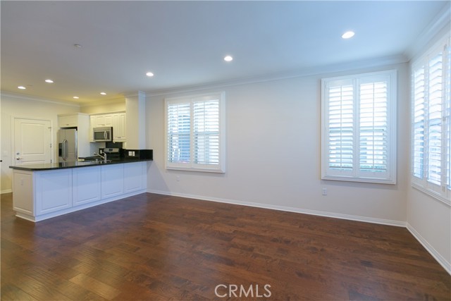 Detail Gallery Image 4 of 24 For 124 Coralwood, Irvine,  CA 92618 - 2 Beds | 1/1 Baths