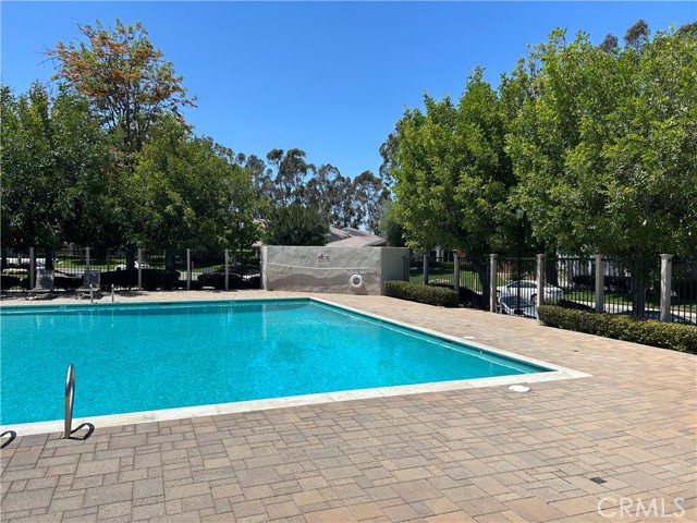 Detail Gallery Image 23 of 24 For 6560 E Camino Vista #2,  Anaheim Hills,  CA 92807 - 3 Beds | 2/1 Baths