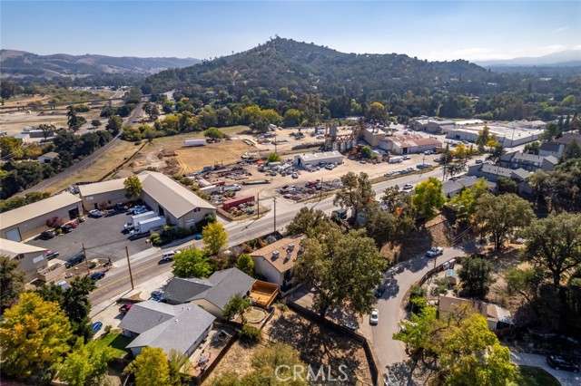Detail Gallery Image 9 of 17 For 5085 Alamo Avenue, Atascadero,  CA 93422 - 6 Beds | 3/3 Baths