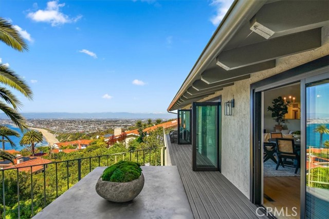 813 Via Somonte, Palos Verdes Estates, California 90274, 5 Bedrooms Bedrooms, ,2 BathroomsBathrooms,Residential,For Sale,Via Somonte,PV24066777