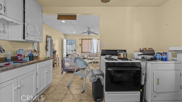 Detail Gallery Image 12 of 41 For 10718 Owens Way, El Monte,  CA 91733 - – Beds | – Baths