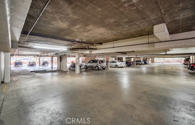 1127 E Del Mar Boulevard, Pasadena CA: https://media.crmls.org/medias/0b963885-77b4-49d3-ac22-02aed392e559.jpg