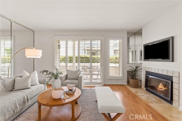 7291 Coho Dr, Huntington Beach CA: https://media.crmls.org/medias/0b965aa9-db8e-4a31-9ea7-32eeed1405bf.jpg