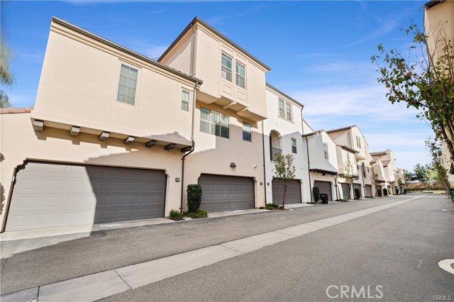 Detail Gallery Image 10 of 12 For 149 Tubeflower, Irvine,  CA 92618 - 2 Beds | 2/1 Baths