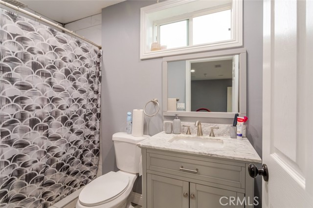 Detail Gallery Image 33 of 50 For 17242 Horace St, Granada Hills,  CA 91344 - 4 Beds | 4 Baths