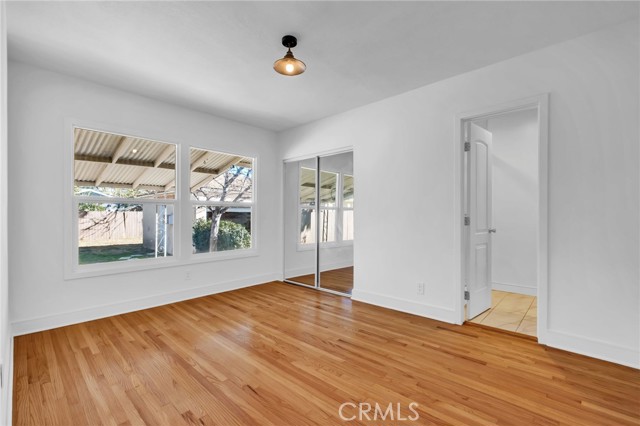 Detail Gallery Image 21 of 29 For 6630 Mclennan, Lake Balboa,  CA 91406 - 3 Beds | 2 Baths