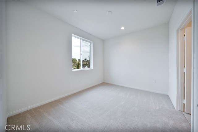 Detail Gallery Image 30 of 38 For 2440 E Lincoln Ave #3,  Anaheim,  CA 92806 - 4 Beds | 3/1 Baths