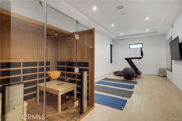 Detail Gallery Image 23 of 58 For 1207 Dolphin Ter, Corona Del Mar,  CA 92625 - 6 Beds | 6/2 Baths