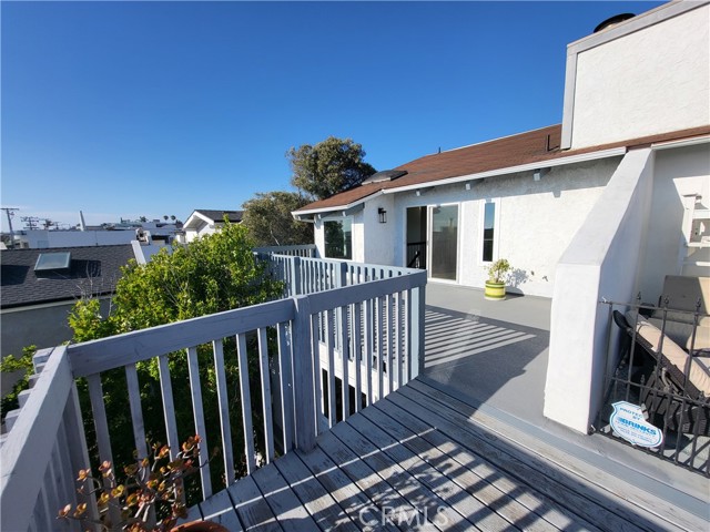 Detail Gallery Image 38 of 39 For 161 Monterey Bld a,  Hermosa Beach,  CA 90254 - 3 Beds | 2/1 Baths
