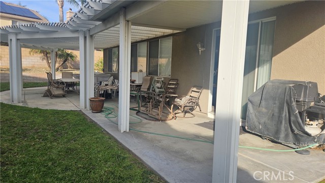 Detail Gallery Image 5 of 5 For 15064 Fawn Ct, Fontana,  CA 92336 - 5 Beds | 3 Baths