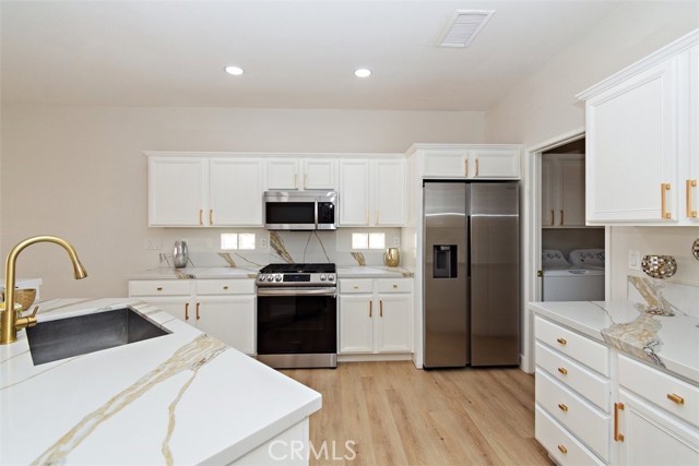 Detail Gallery Image 6 of 20 For 78006 Damask Rose Ct, Palm Desert,  CA 92211 - 3 Beds | 2 Baths