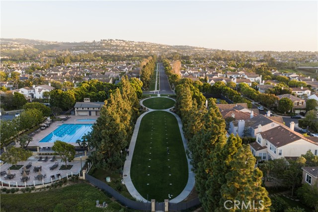 Detail Gallery Image 27 of 28 For 34 Montgomery, Newport Beach,  CA 92660 - 5 Beds | 4/1 Baths