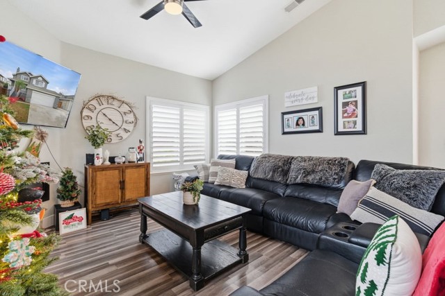 Detail Gallery Image 12 of 56 For 628 Crater, Modesto,  CA 95351 - 4 Beds | 2/1 Baths