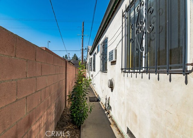7940 Vineland Avenue photo 6
