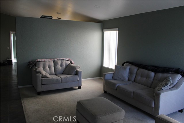Detail Gallery Image 5 of 30 For 1093 Lilac, Hemet,  CA 92545 - 2 Beds | 2 Baths