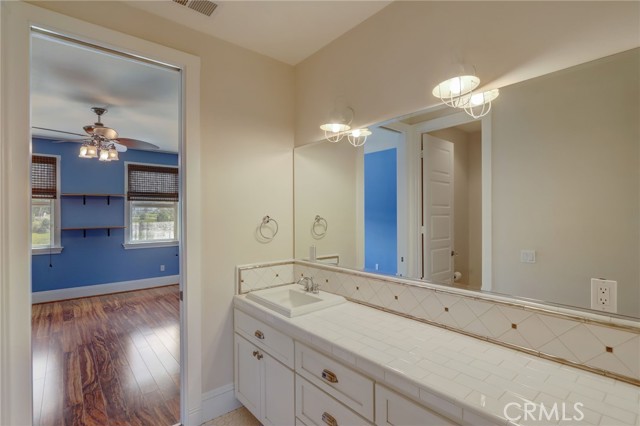 Detail Gallery Image 23 of 54 For 19441 Calle Teresa, Murrieta,  CA 92562 - 5 Beds | 4/1 Baths