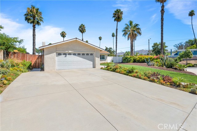 Image 2 for 2111 Whitestone, Riverside, CA 92506