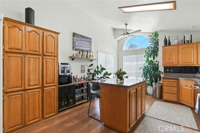 20161 Canyon View Drive, Canyon Country CA: https://media.crmls.org/medias/0b9c2f77-bd35-4672-9270-44f52d75a8dd.jpg